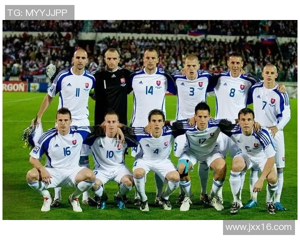 南斯拉夫足球明星阵容全解析及其辉煌历史回顾